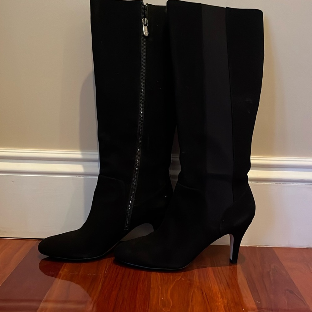 Adrienne vittadini black suede heel boots